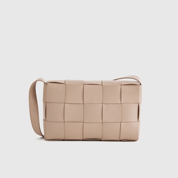 Quince Handbags - Quince Italian Leather Crossbody